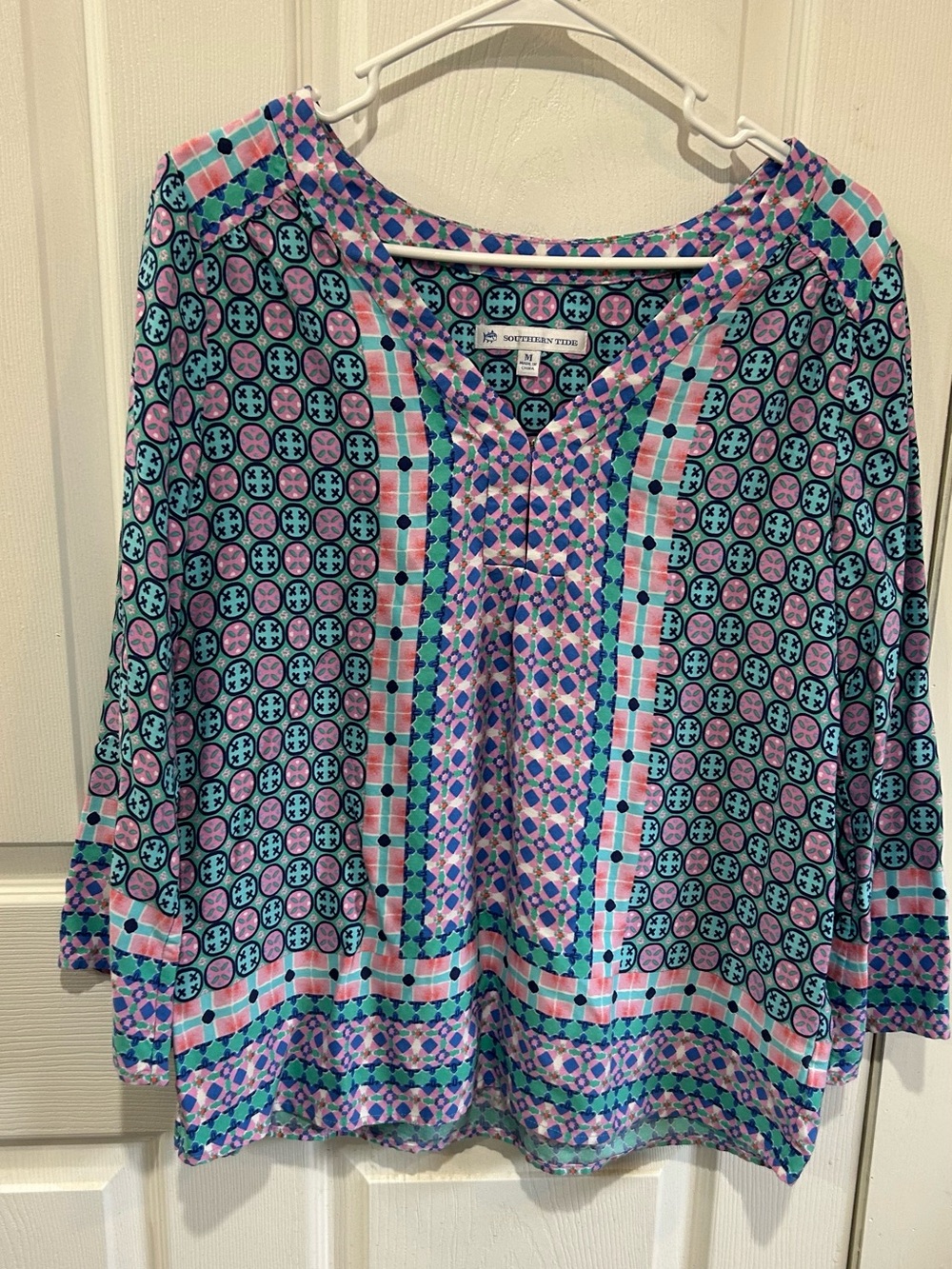 Southern Tide top Size M